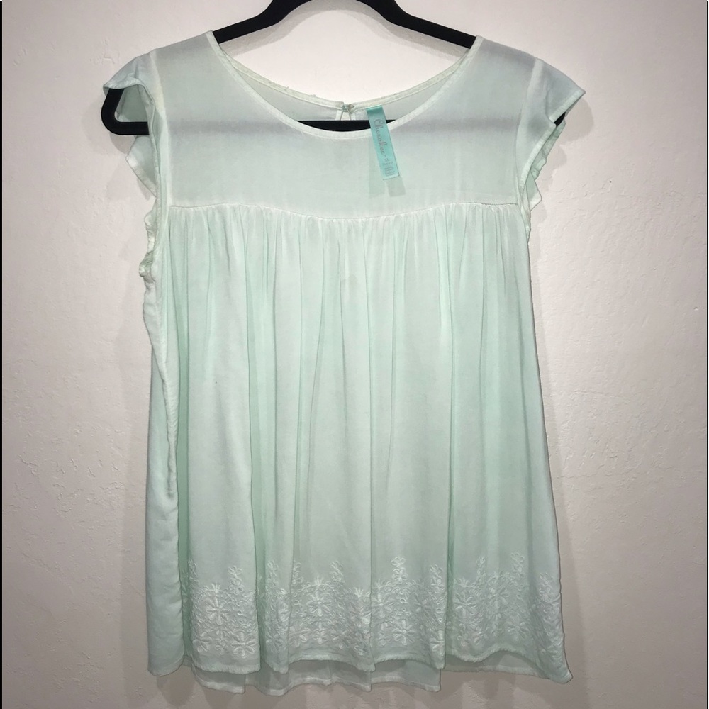 Tiffany blue sleeveless shirt